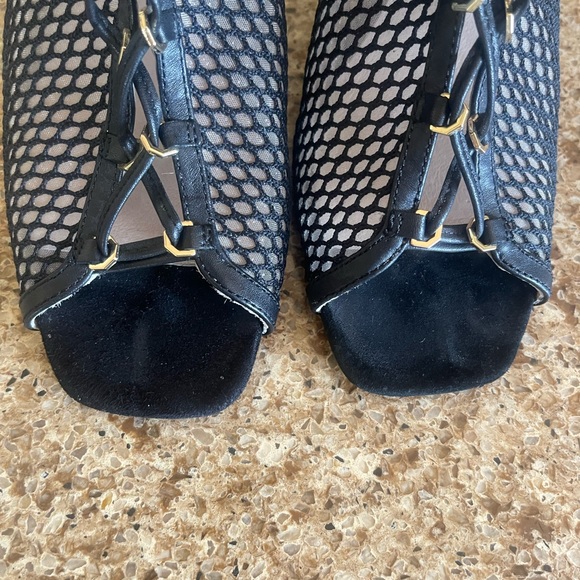 Louise et Cie Black Caged Suede Lace-Up Heels - Picture 5 of 8